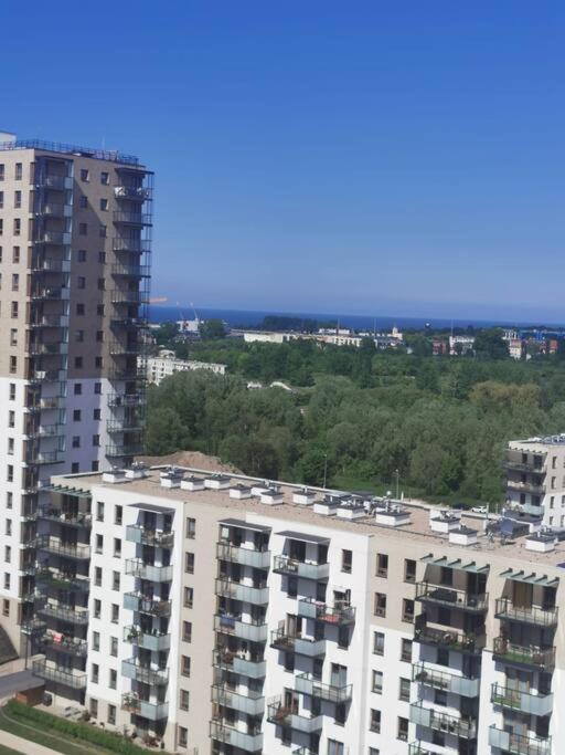 Urocze Kondominium Z Widokiem Na Morze กดัญสก์ ภายนอก รูปภาพ