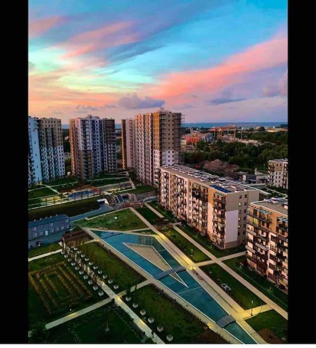Urocze Kondominium Z Widokiem Na Morze กดัญสก์ ภายนอก รูปภาพ